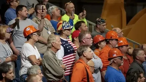 曼联重启征程，马丁内斯目标欧冠，训练之旅启航！